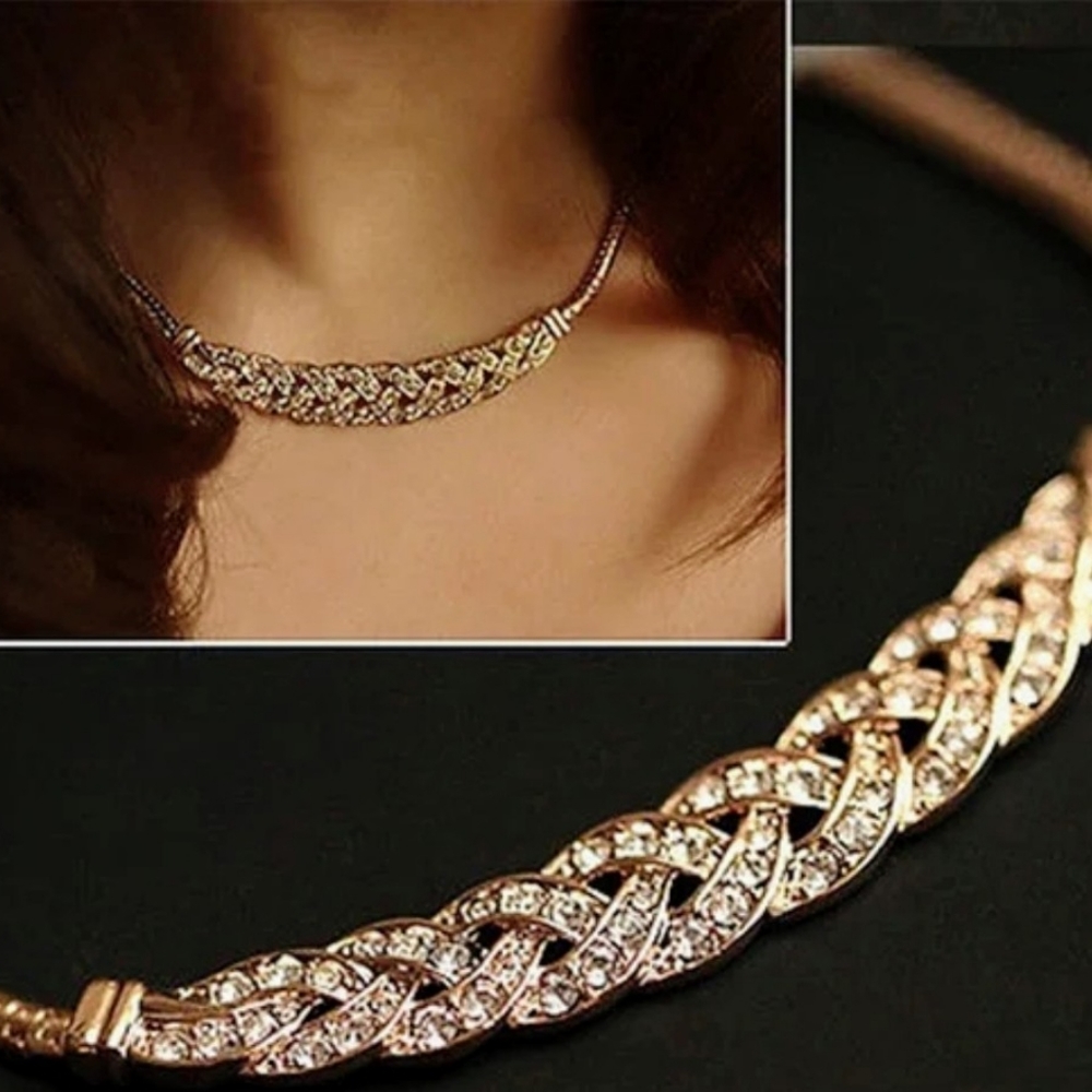 Chunky fashion necklace